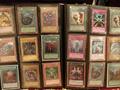 400 Premium Yugioh Trading Card Lot with 11 Holos and 25 Rares